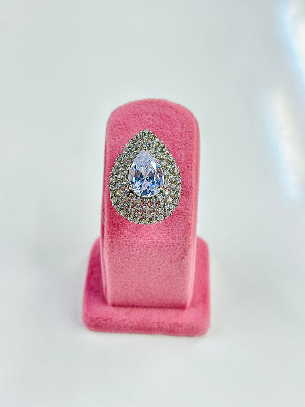 Nellie Ring