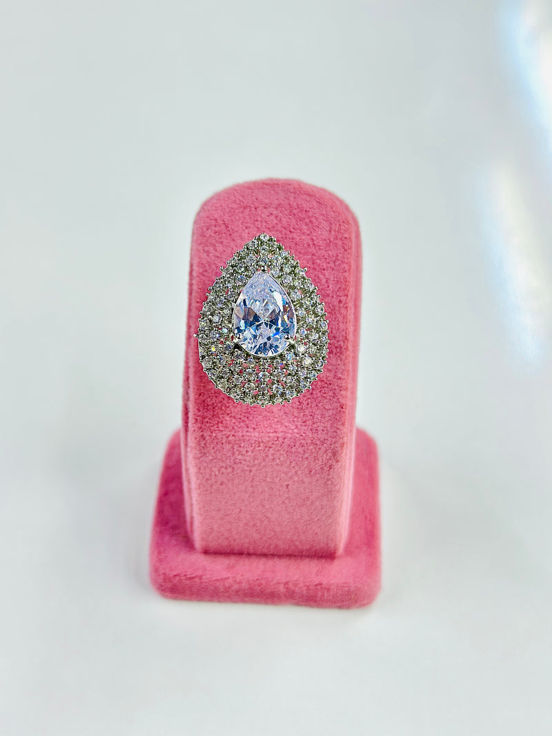 Nellie Ring