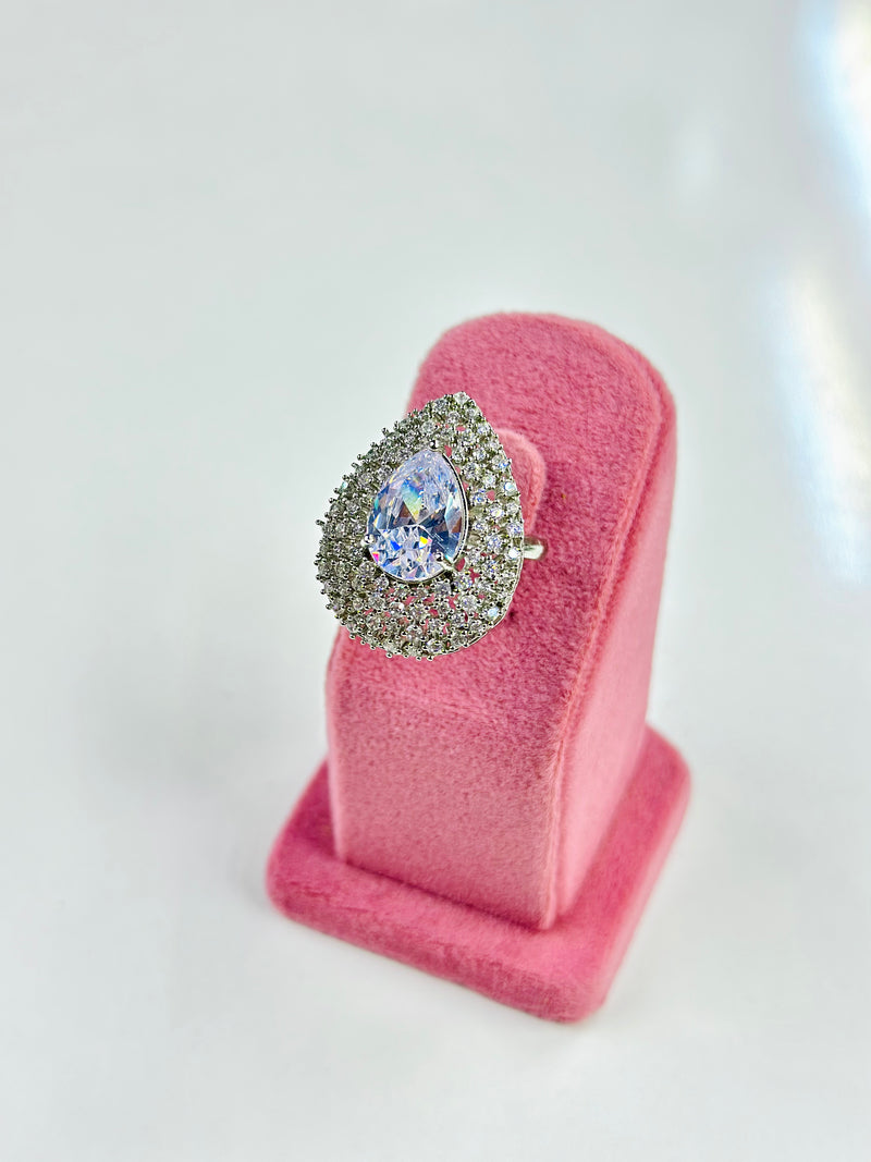 Nellie Ring