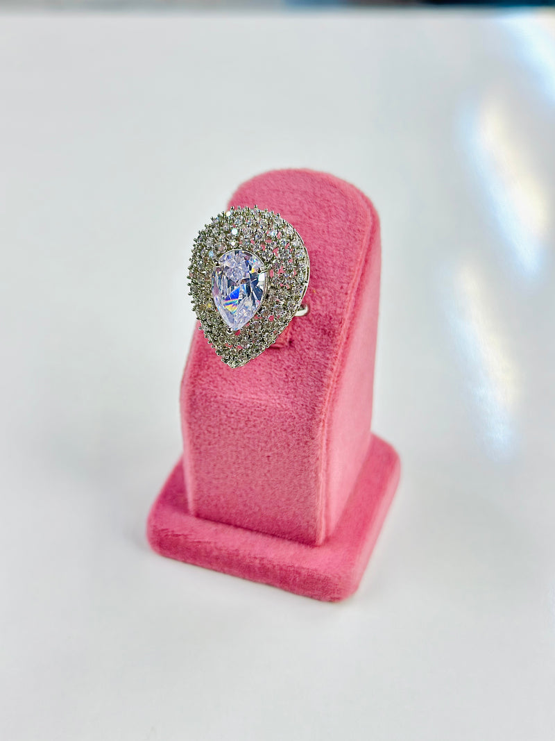 Nellie Ring