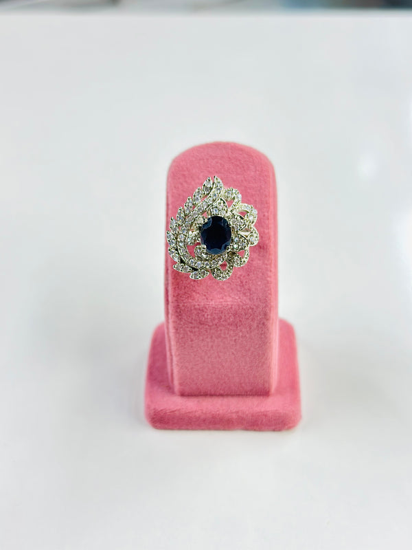 Lara Ring