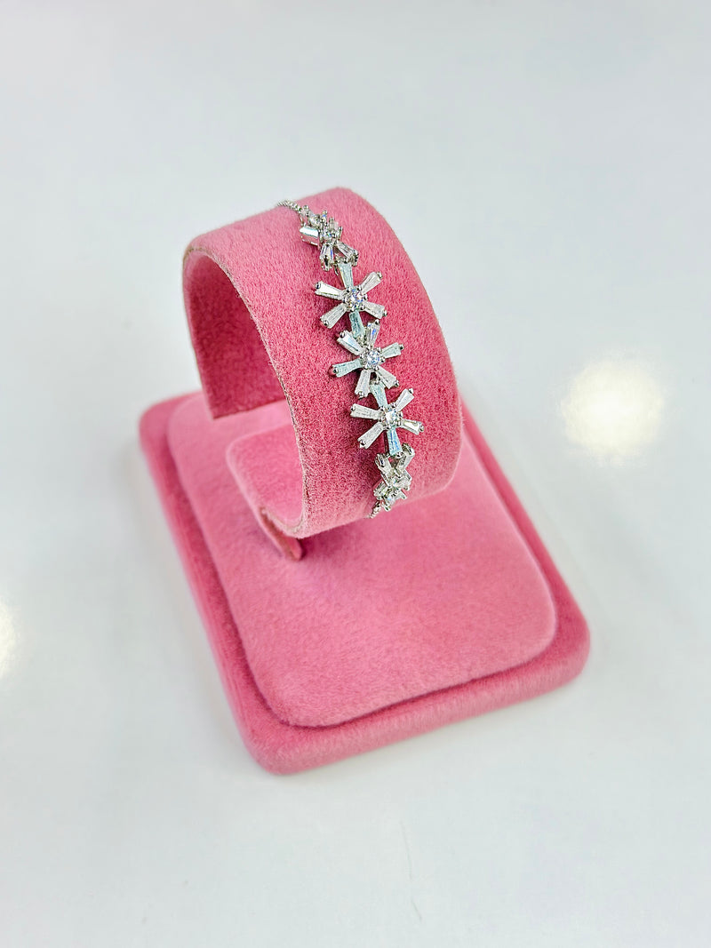 Alora Adjustable Bracelet