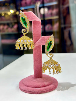 Annie JHumka ( Emerald )