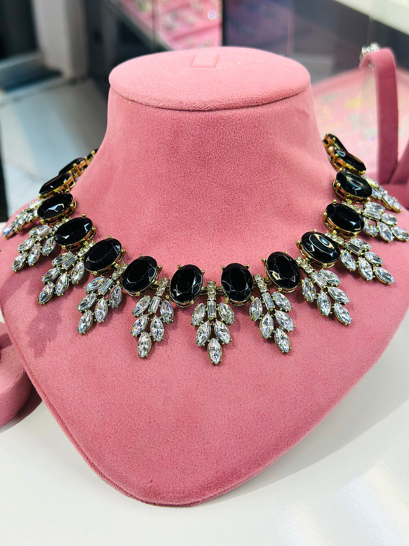 Anaya Set ( Black )