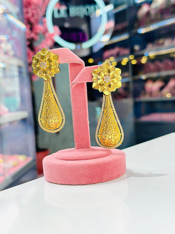Saavni Earrings