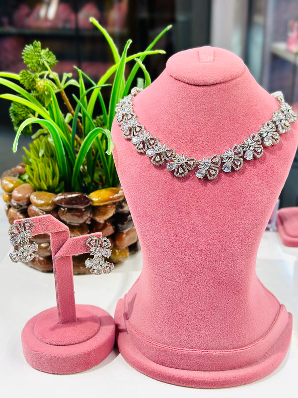 Navya Necklace Set
