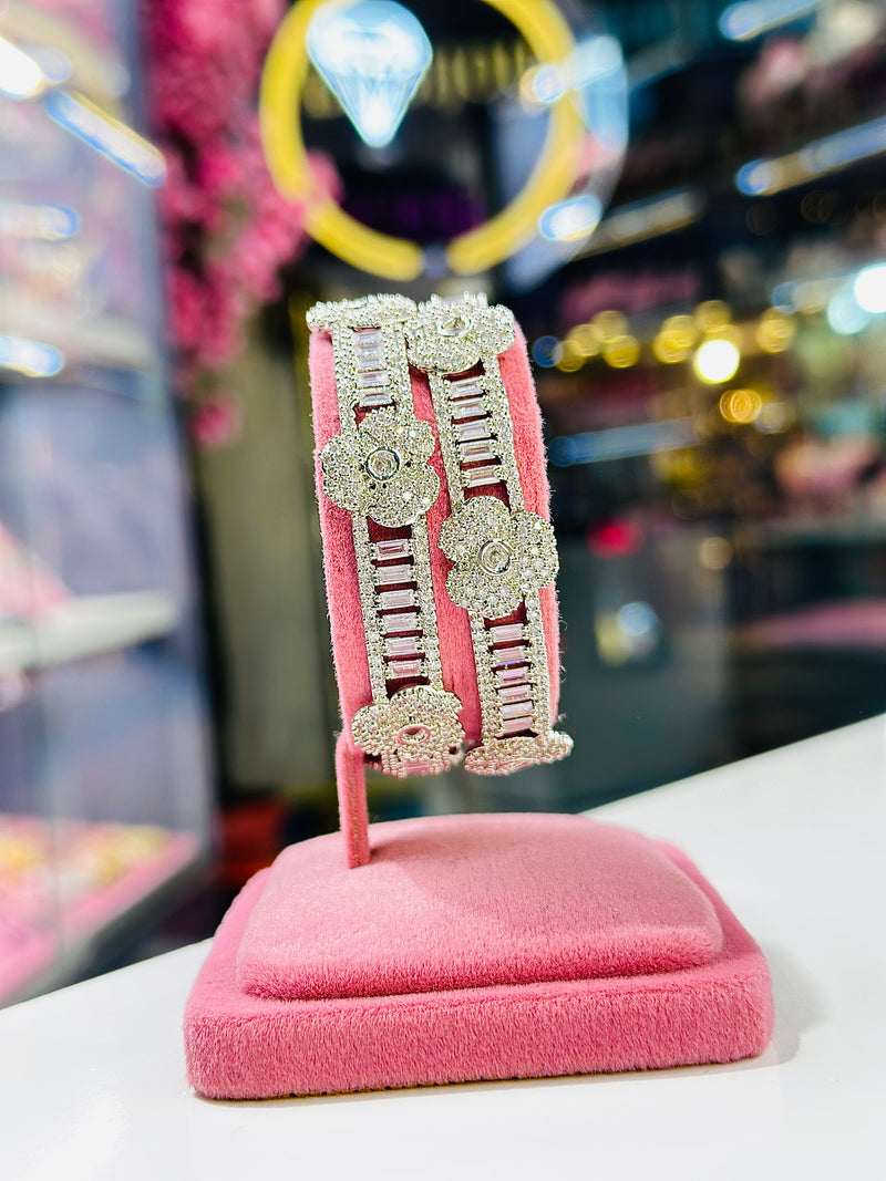Elodie Bangle's