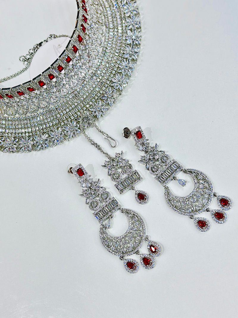 Roxane Choker  Set