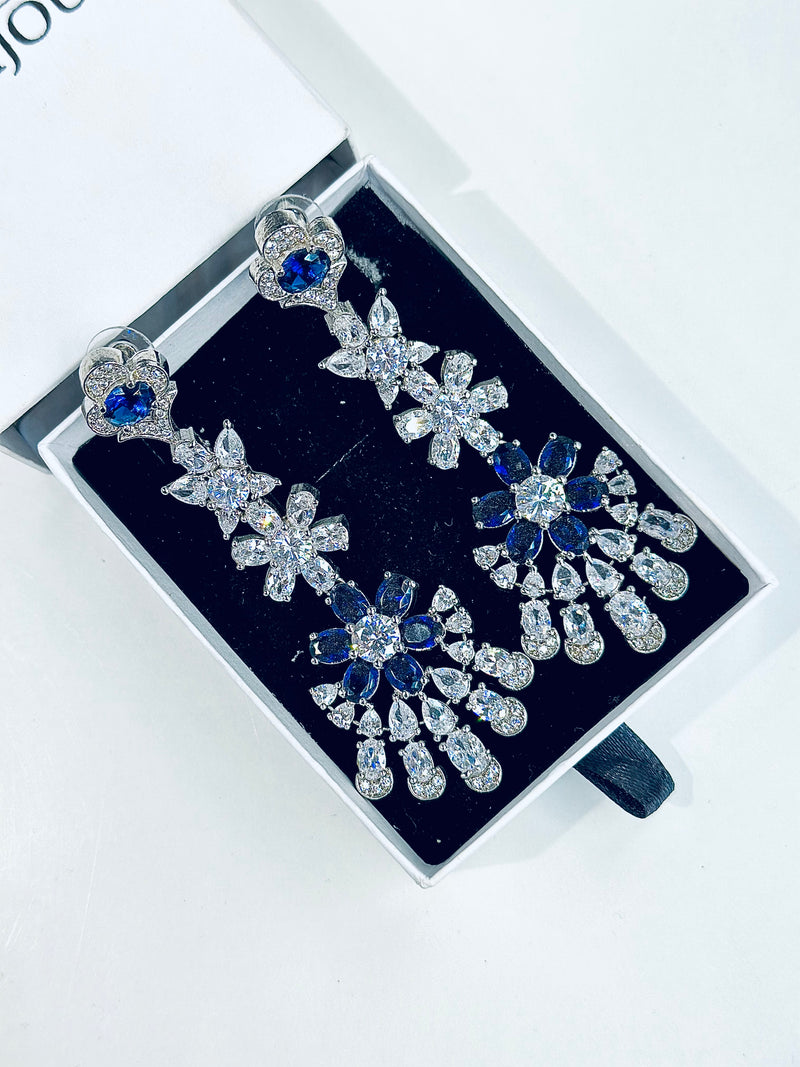 Sanya Earrings ( sapphire )