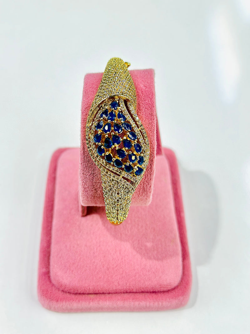 Freya Designer Handcuff