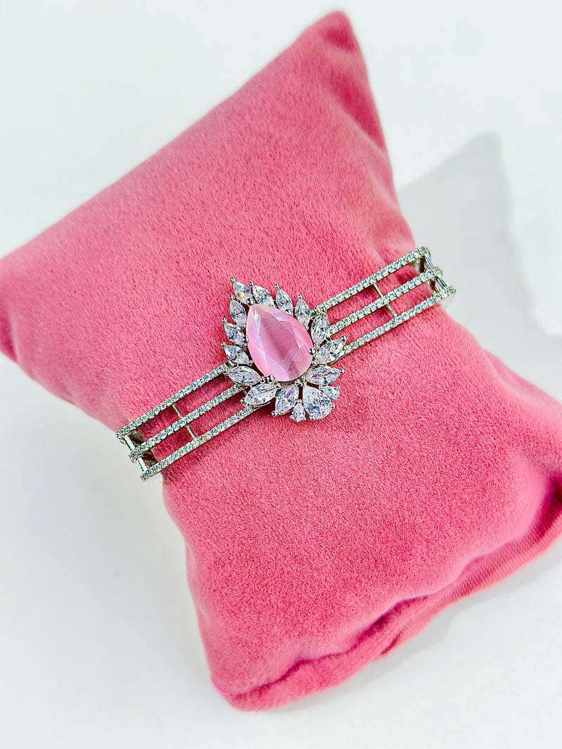 Quinn Designer Handcuff