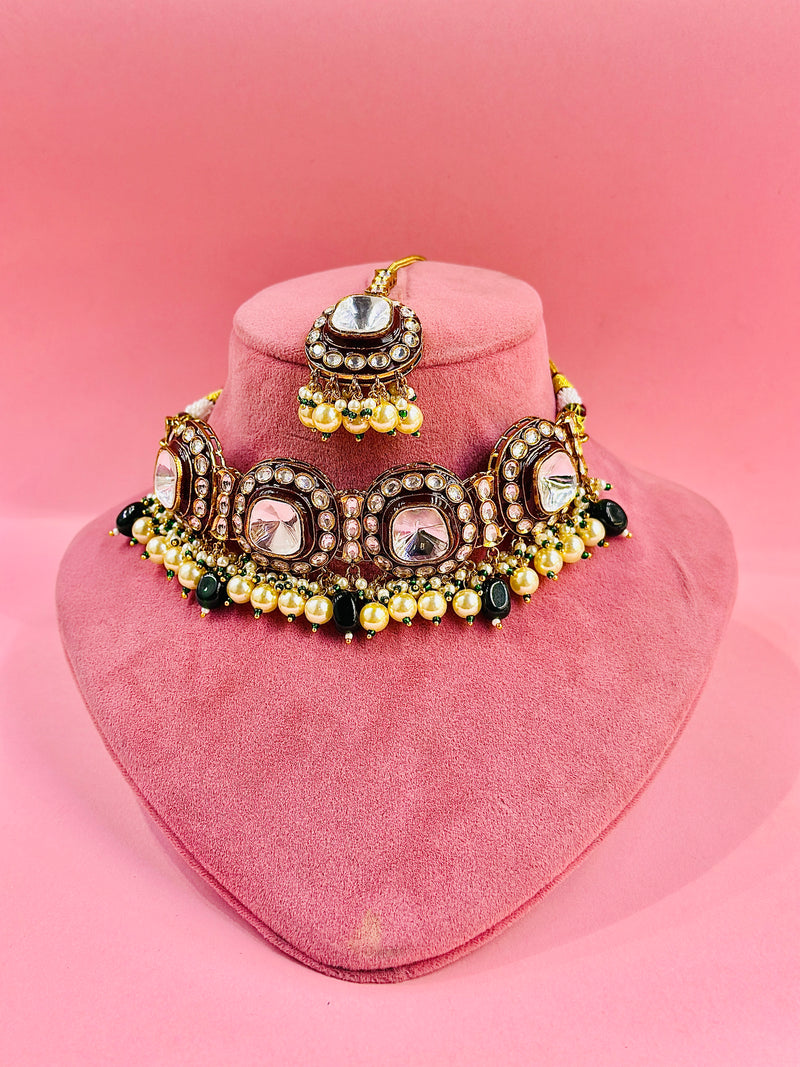 anushka choker set