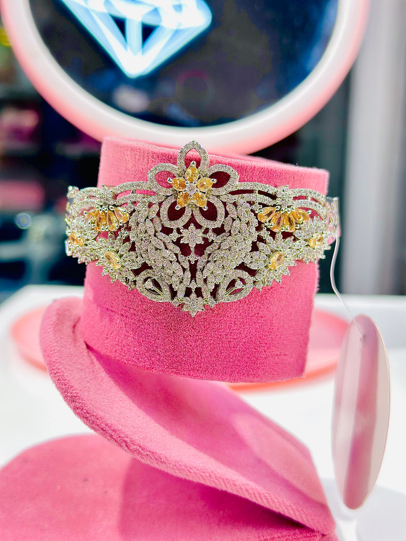 Amara Designer Handcuff