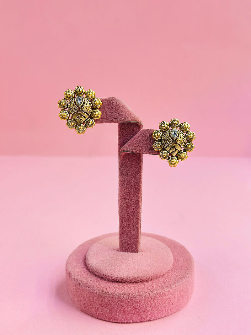 amelia rajwari studs