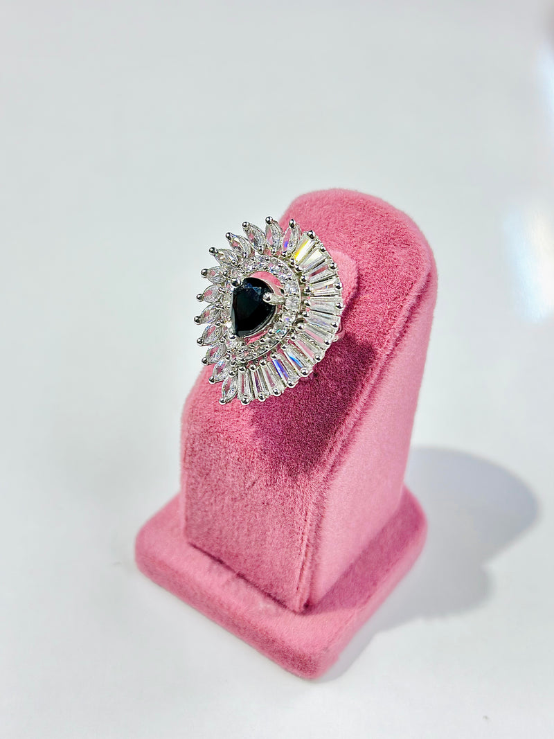 Lilly Ring