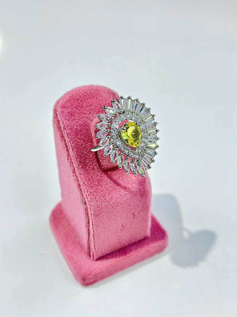 Lilly Ring