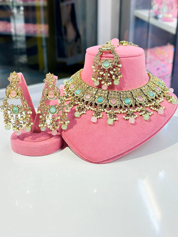 Sanoli  Set