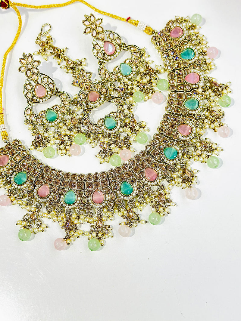 Sanoli  Set