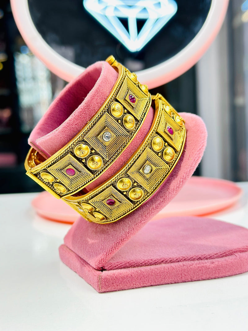 Rashi Bangle's