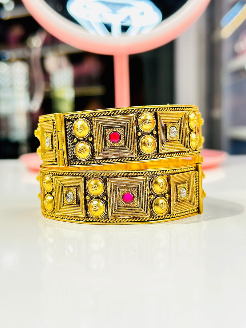 Rashi Bangle's
