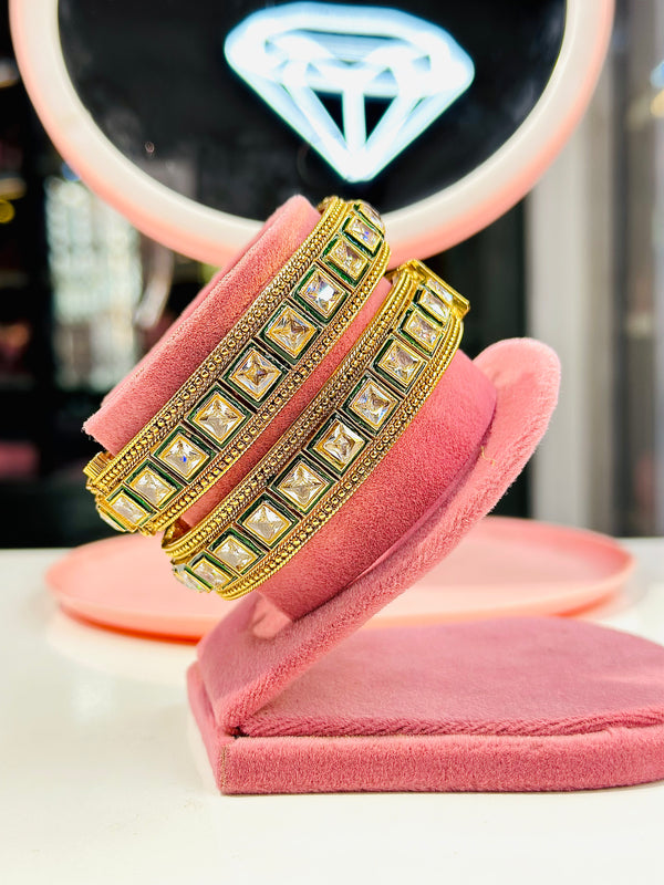 Roshni Bangle's