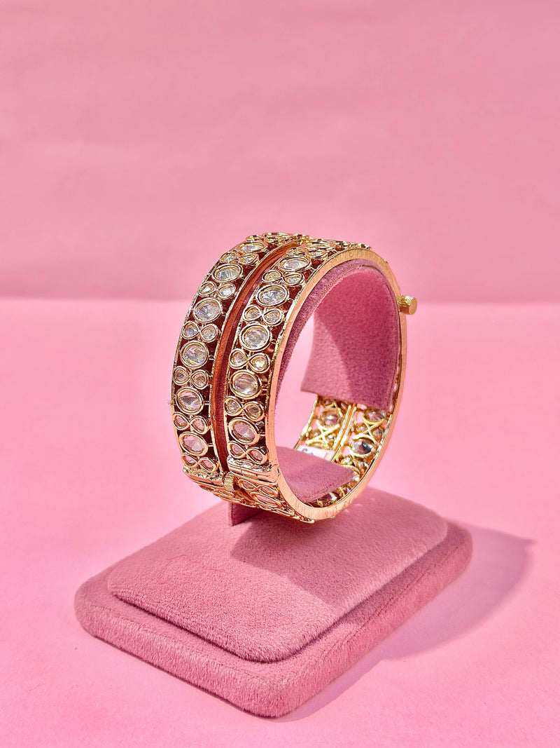 indiriya bangle