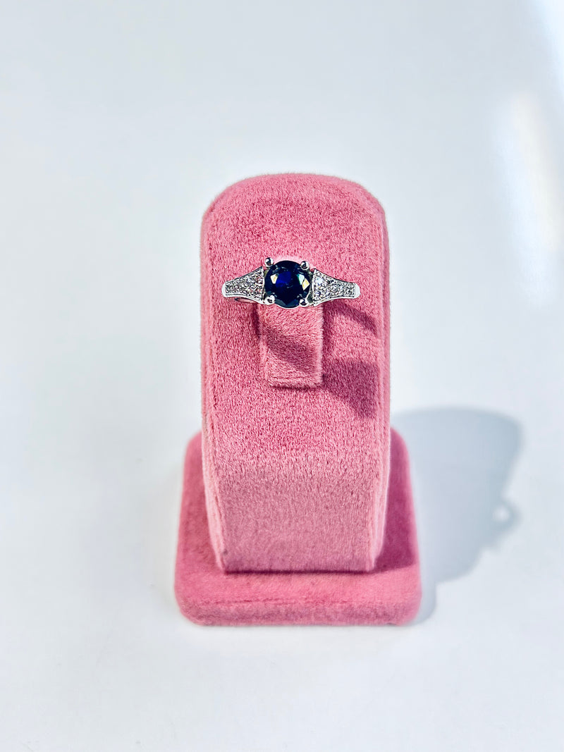 Laraib  Ring