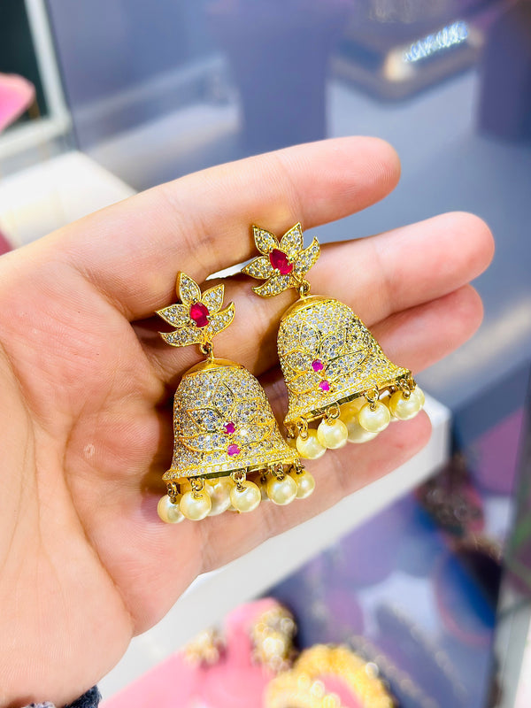 Kiran Jhumka