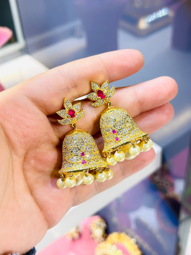 Kiran Jhumka