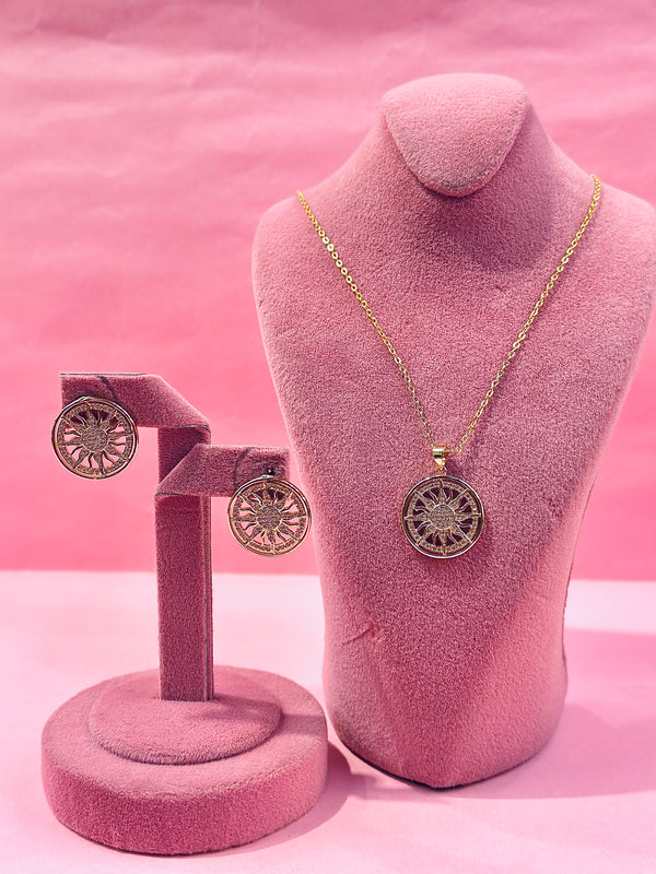 laya locket set