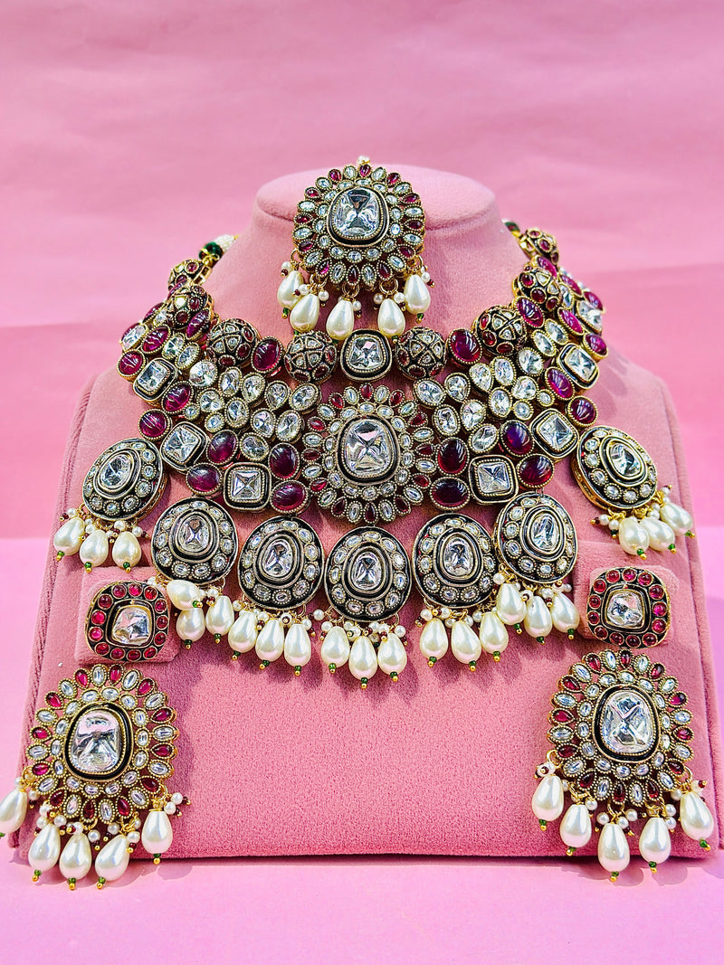 vama necklace set