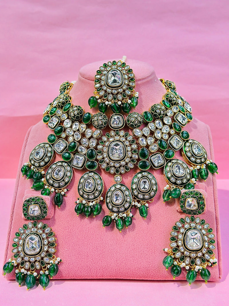 vama necklace set