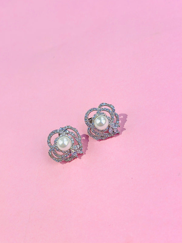 lana studs