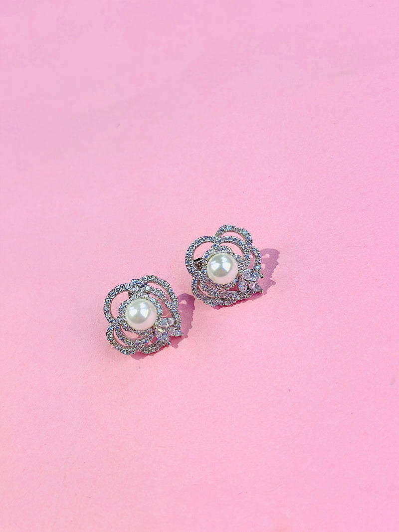 lana studs