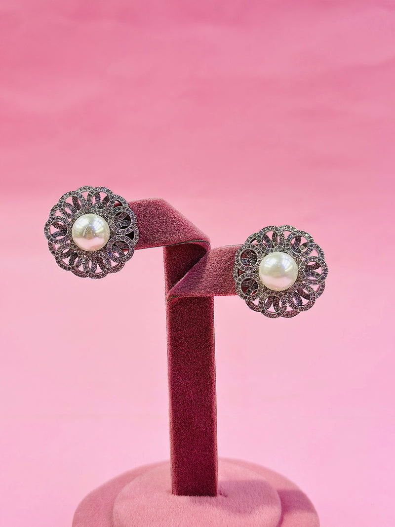 elena studs