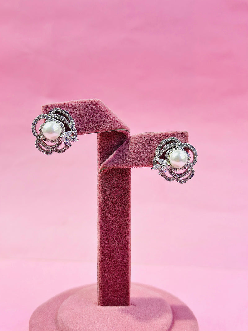 lana studs
