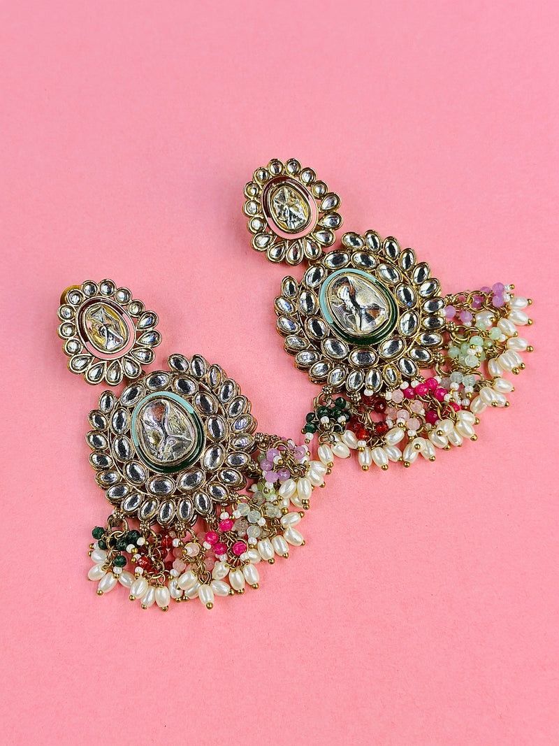 arti kundan earrings