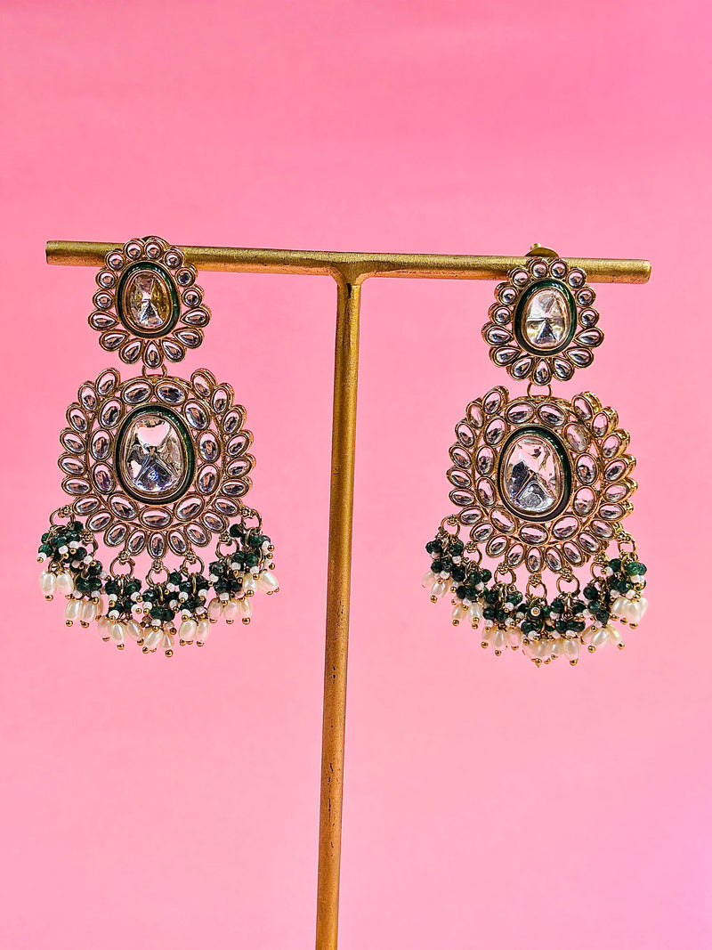 arti kundan earrings
