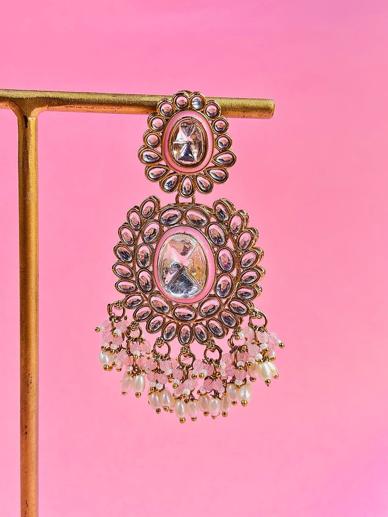 arti kundan earrings