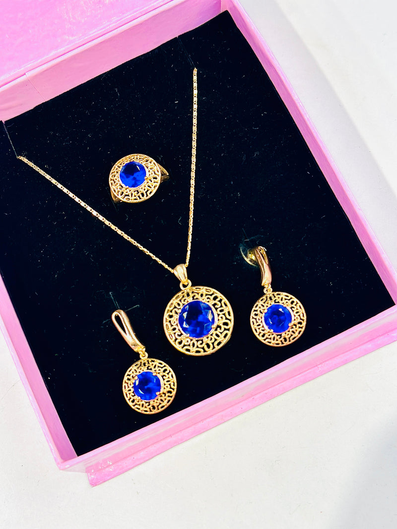 Noelle Locket Set