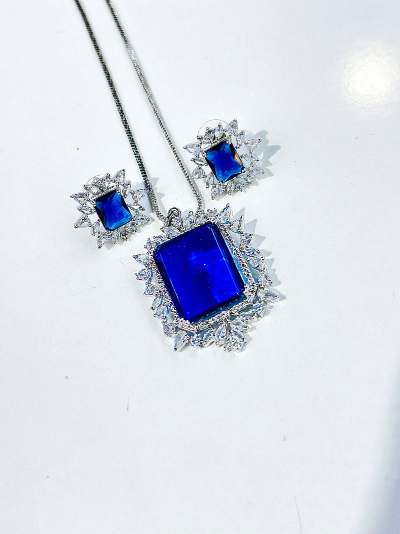 Celia Locket Set