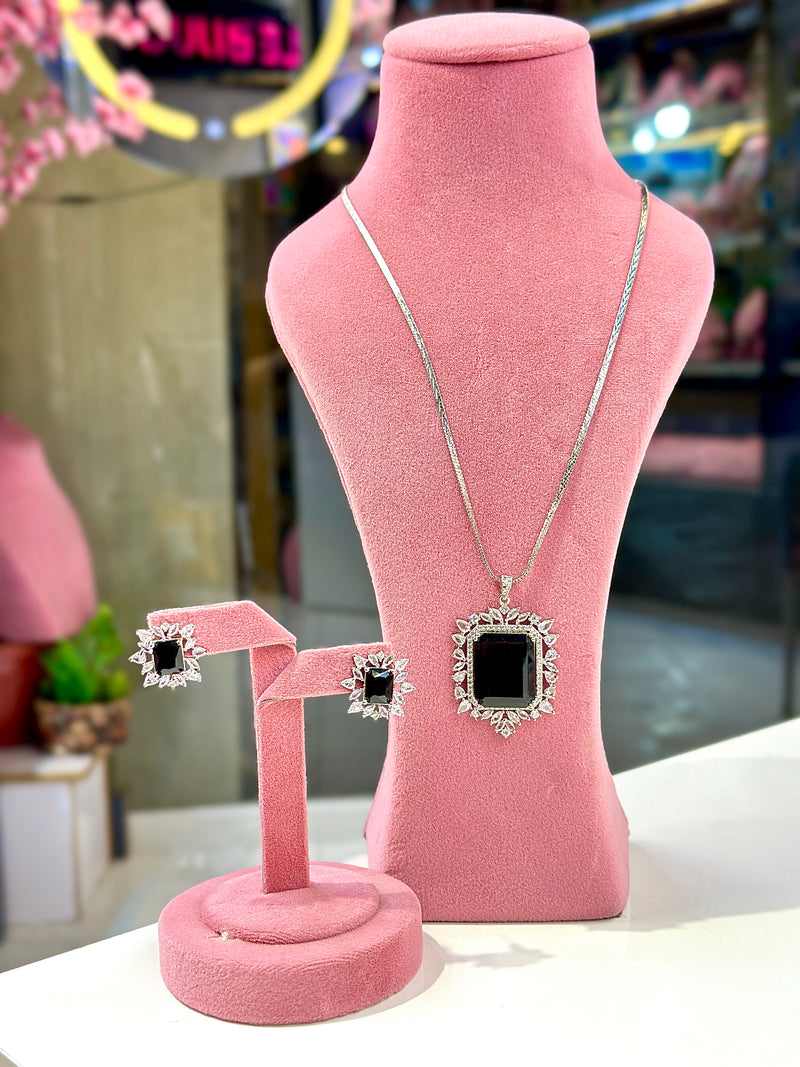 Celia Locket Set
