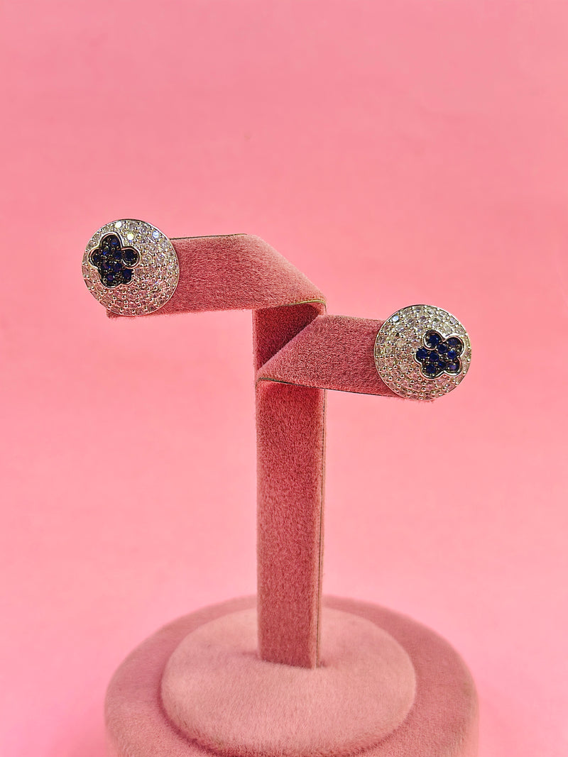 aureloe studs