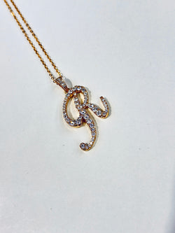 R alphabet pendant