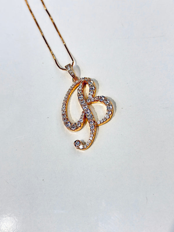 B alphabet pendant