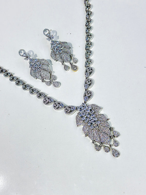 Carla Designer Set