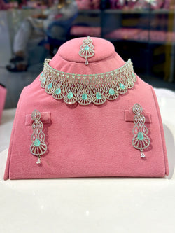 Neha Choker Set