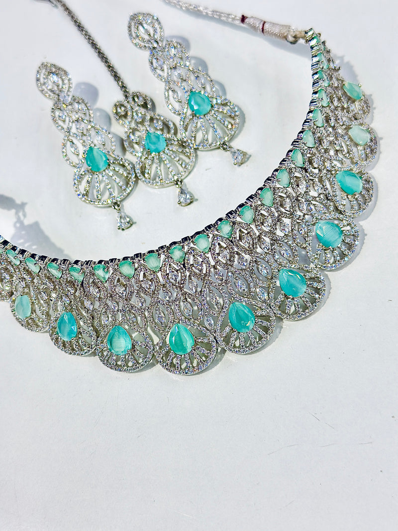 Neha Choker Set
