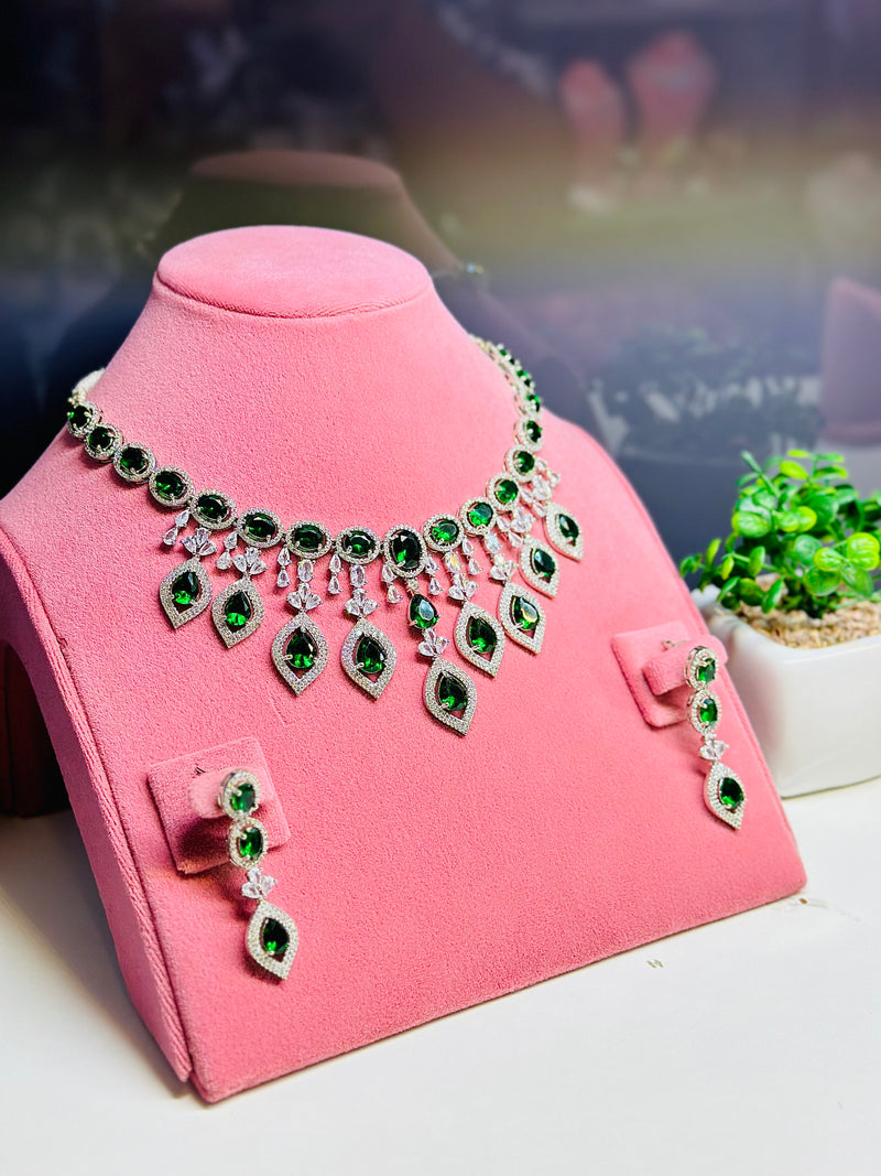 Delaney Set ( Emerald )