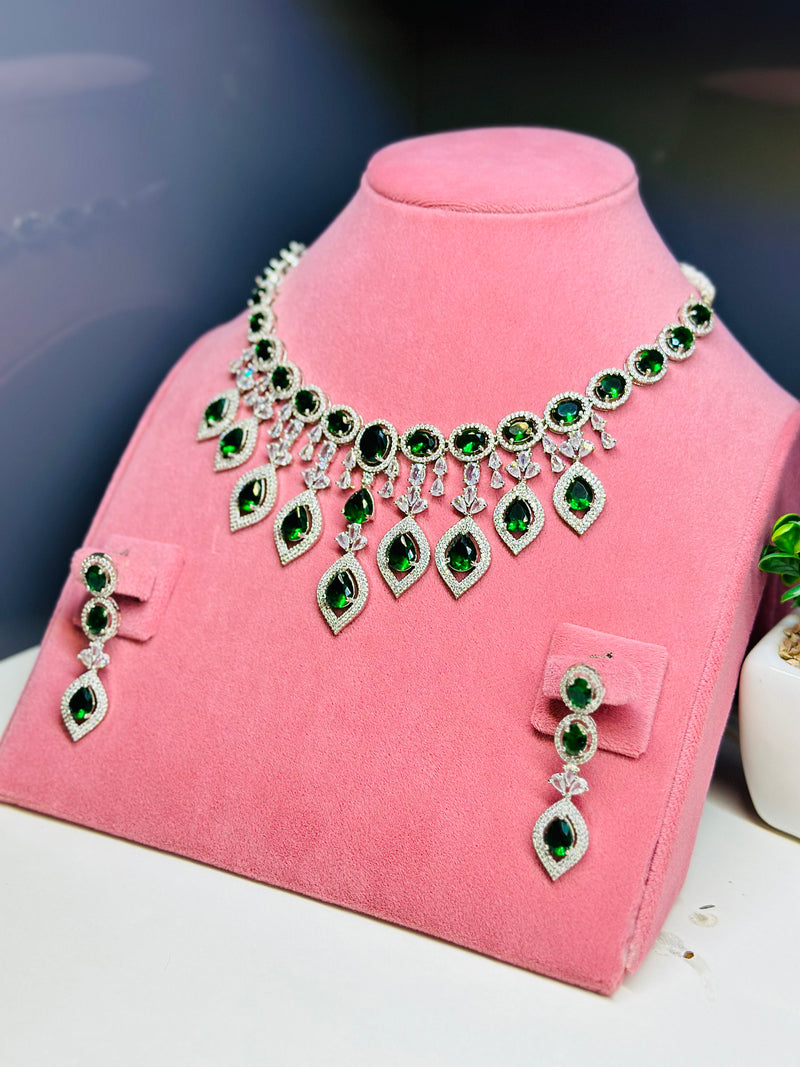 Delaney Set ( Emerald )